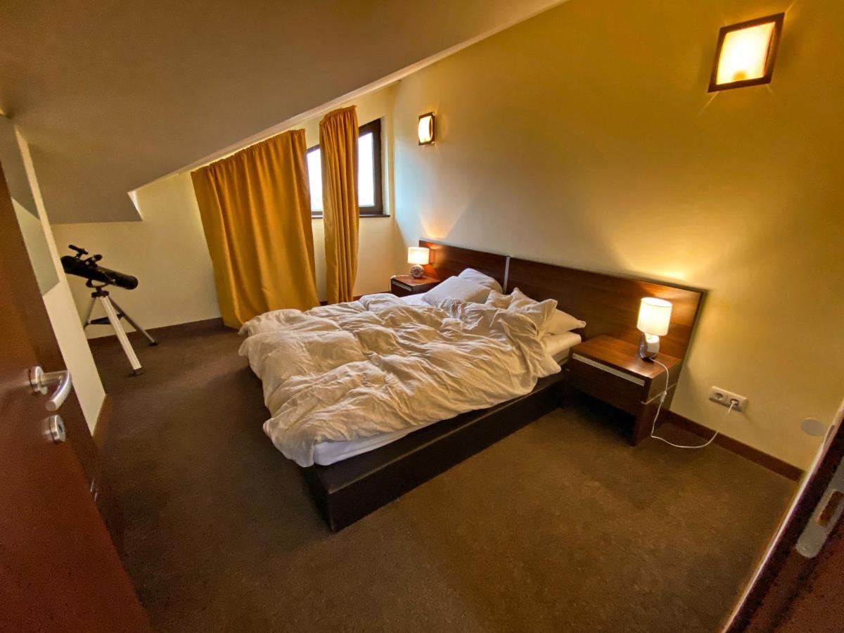 Aparthotel Sunny Duplex With Spectacular View In Terra Complex Razlog Exterior foto