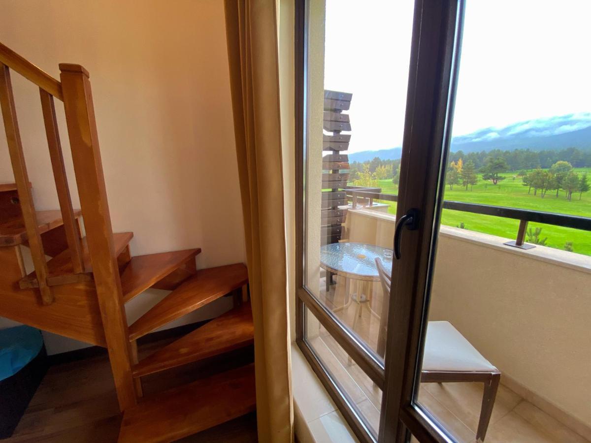 Aparthotel Sunny Duplex With Spectacular View In Terra Complex Razlog Exterior foto